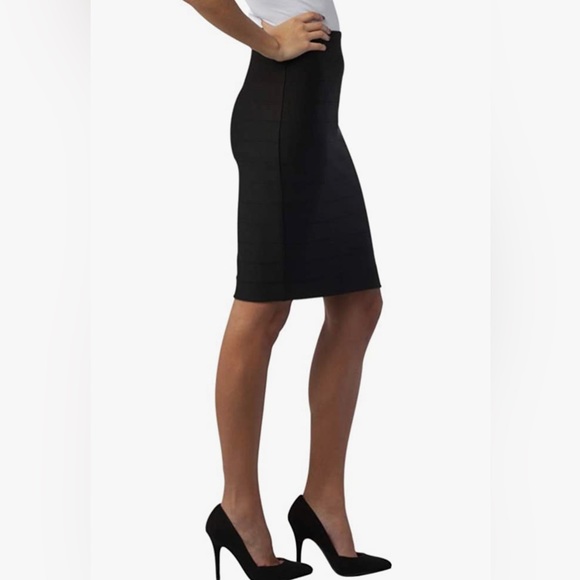 Joseph Ribkoff pencil mini skirt - Picture 2 of 9